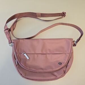 lululemon athletica Dusty Rose Crossbody Bag